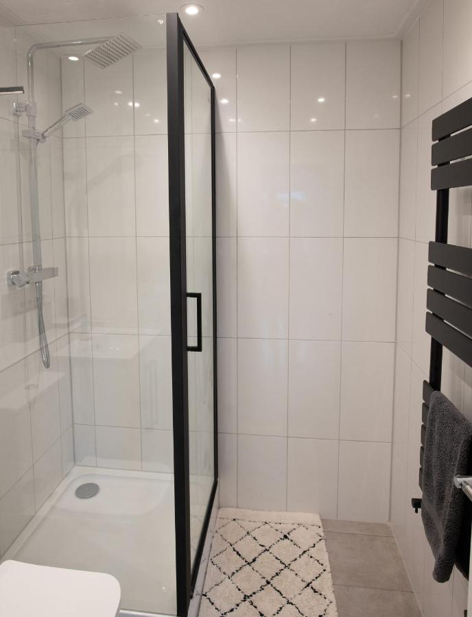 Dorset Stylish Apartment Пул Екстер'єр фото