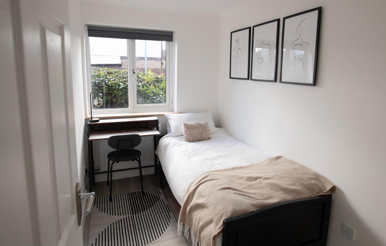 Dorset Stylish Apartment Пул Екстер'єр фото